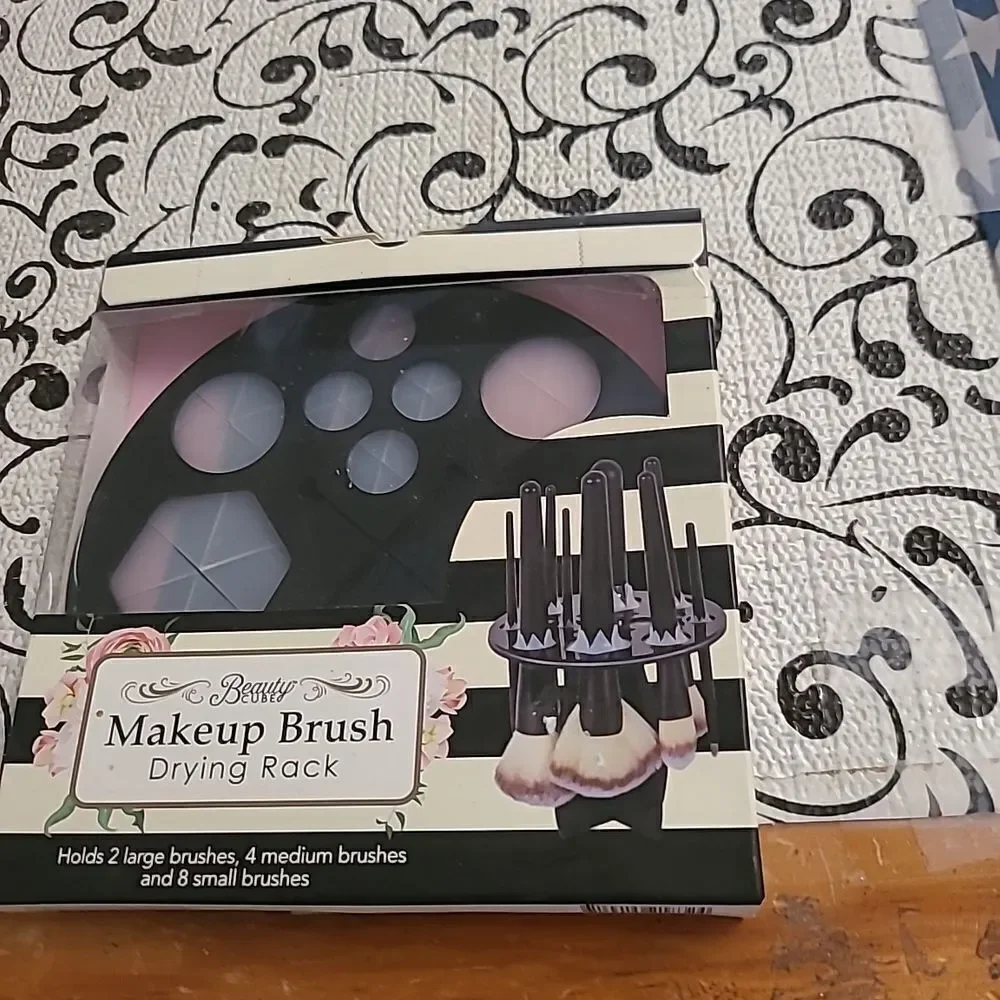 Precision Beauty Makeup Brush Set and Drying Rack